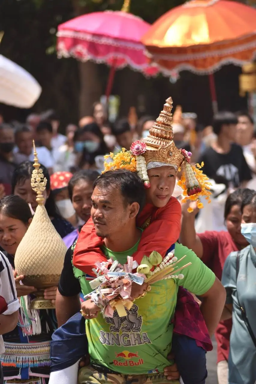 ปอยบวชลูกแก้วเมืองสอง วัดพระธาตุพระลอ อำเภอสอง จังหวัดแพร่