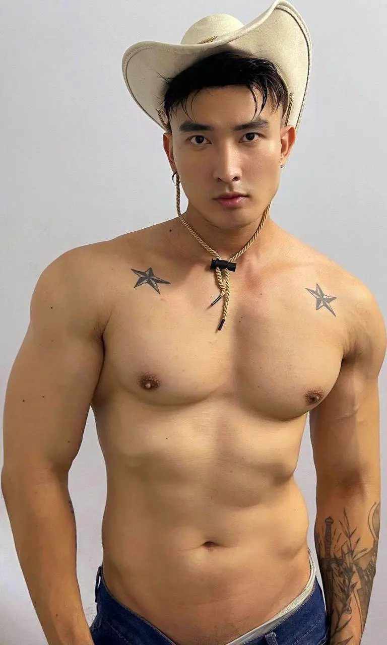ผู้ชายสายแซ่บ