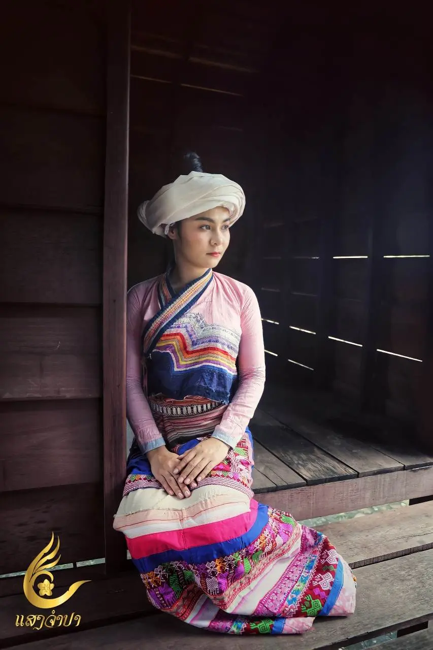 Laos 🇱🇦 | Tai Lue ethnic “ເຜົ່າໄຕລື້”