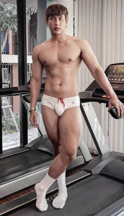 โป๊ะเชะเลย