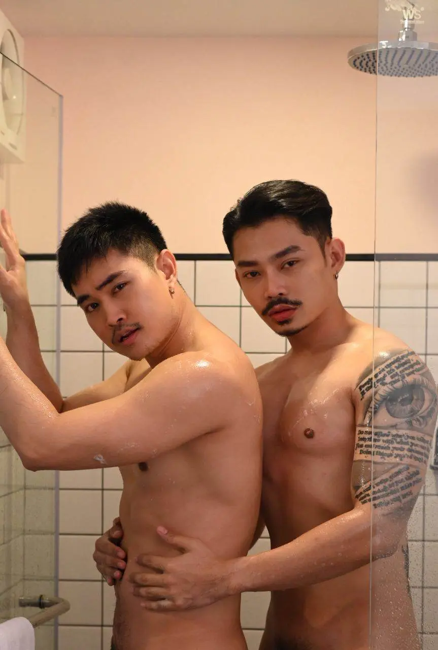 Morning wood หนุ่มไทย