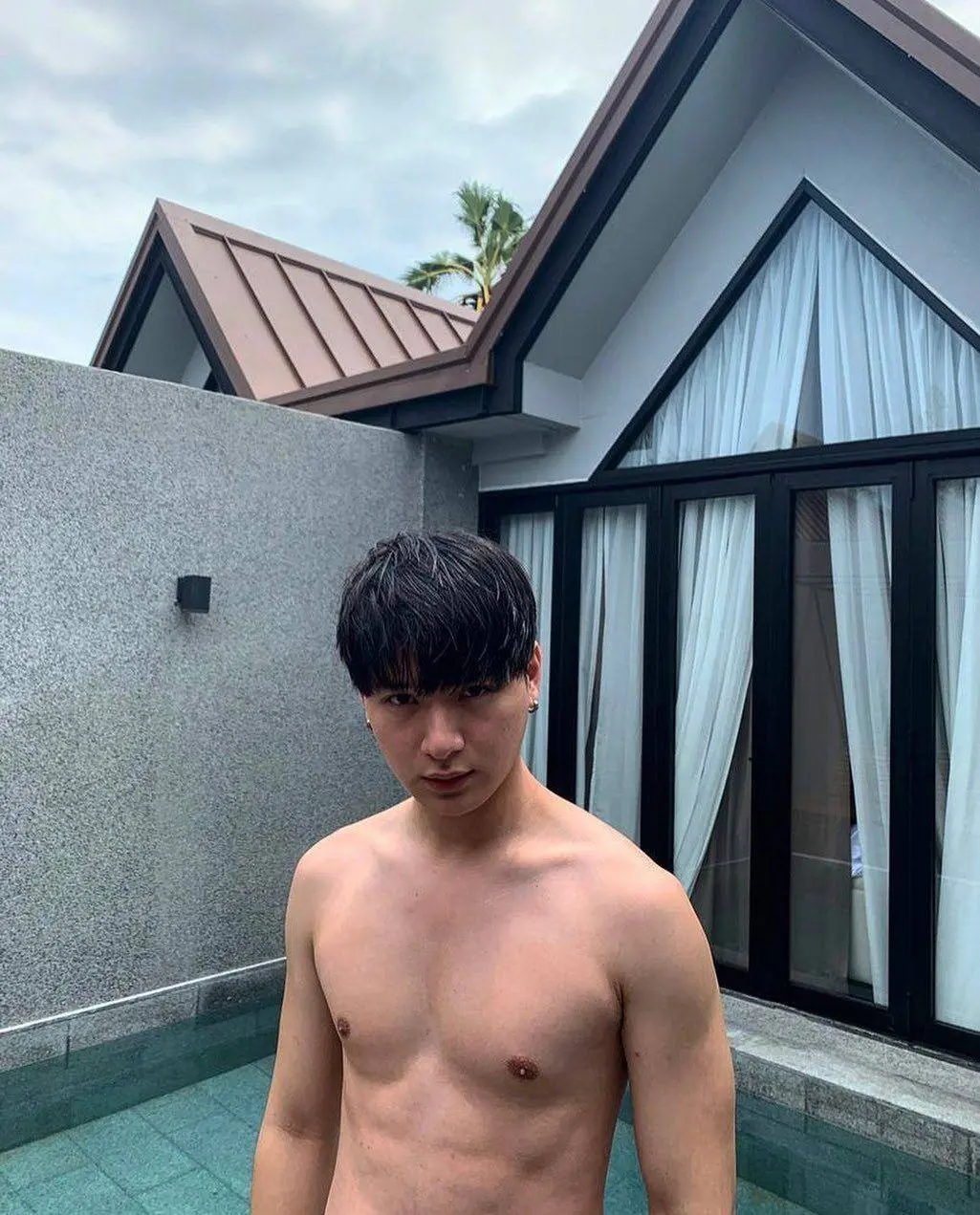 พร้อมให้เธอดิ้นพร้าดดด
