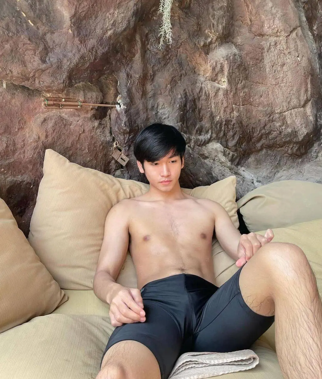พร้อมให้เธอดิ้นพร้าดดด