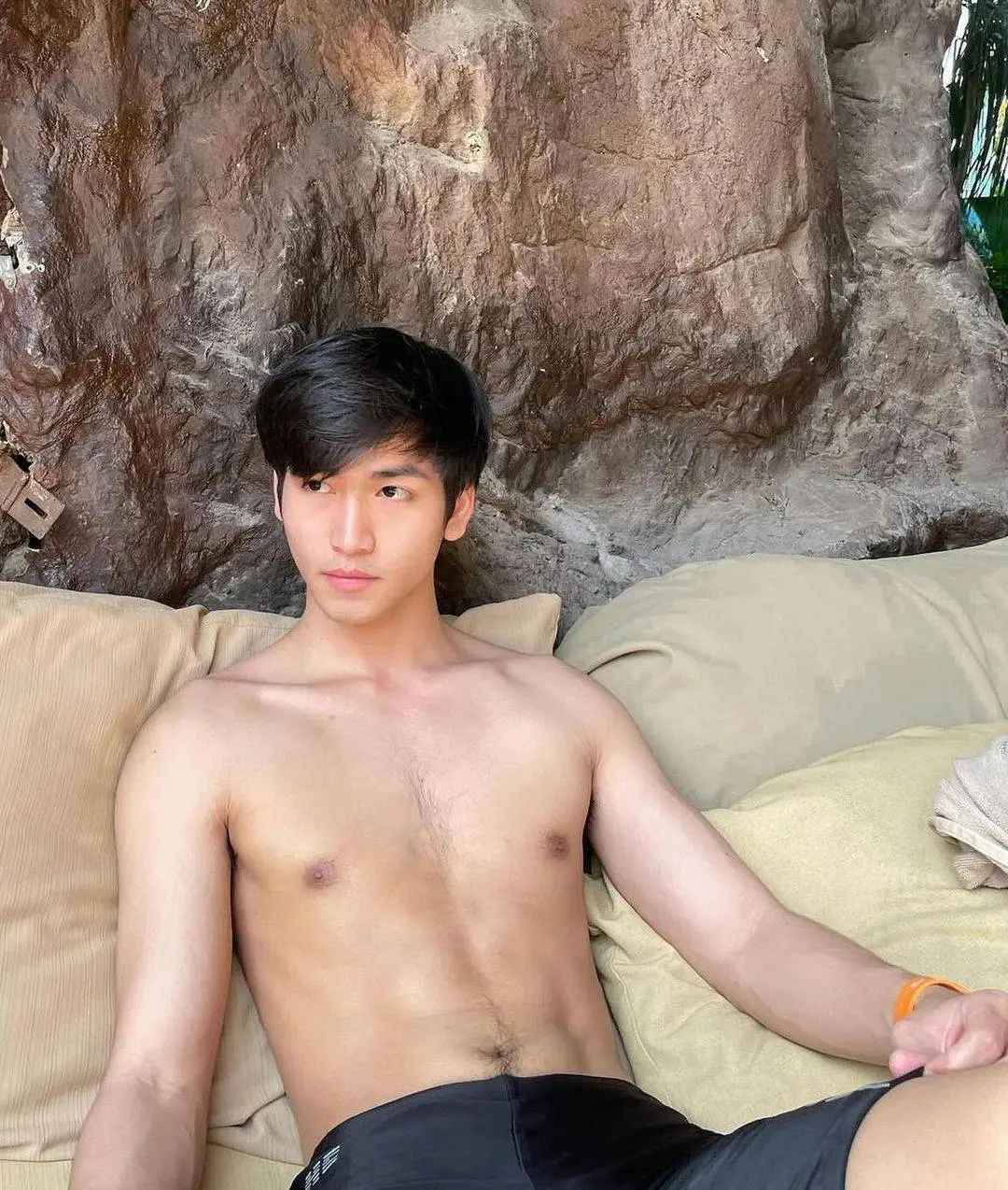 พร้อมให้เธอดิ้นพร้าดดด
