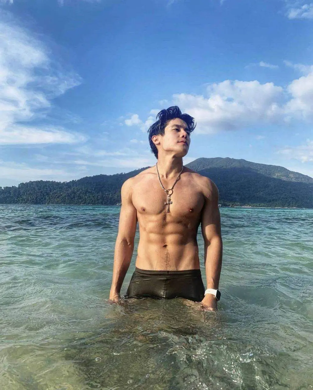 พร้อมให้เธอดิ้นพร้าดดด