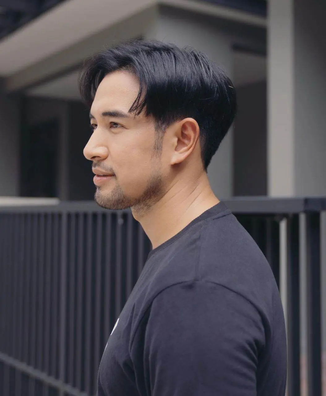 สามีเข้มจัง