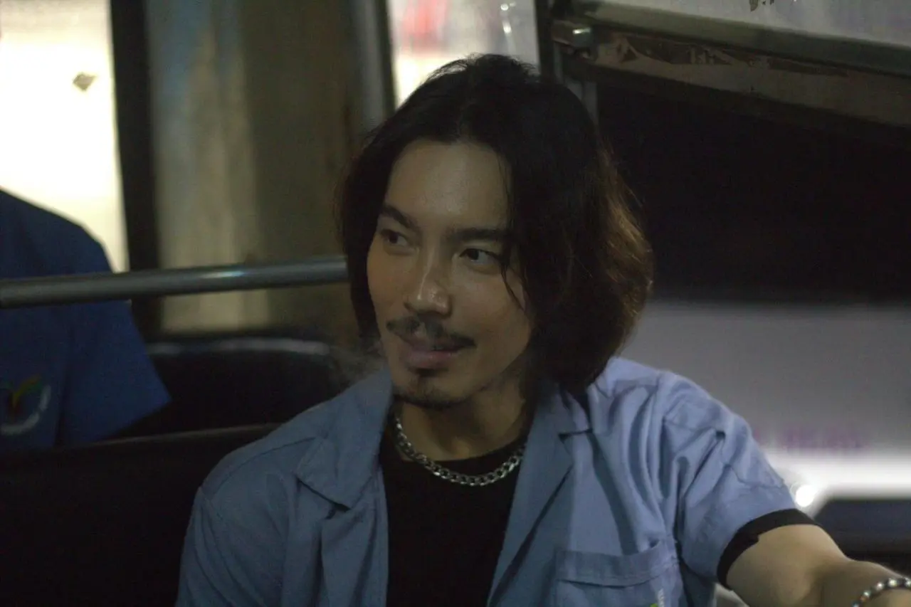 สามีเข้มจัง