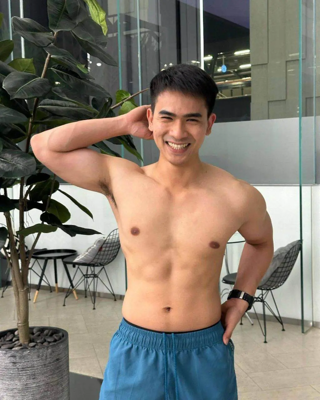 เอ๊ะๆรัยเนี้ย