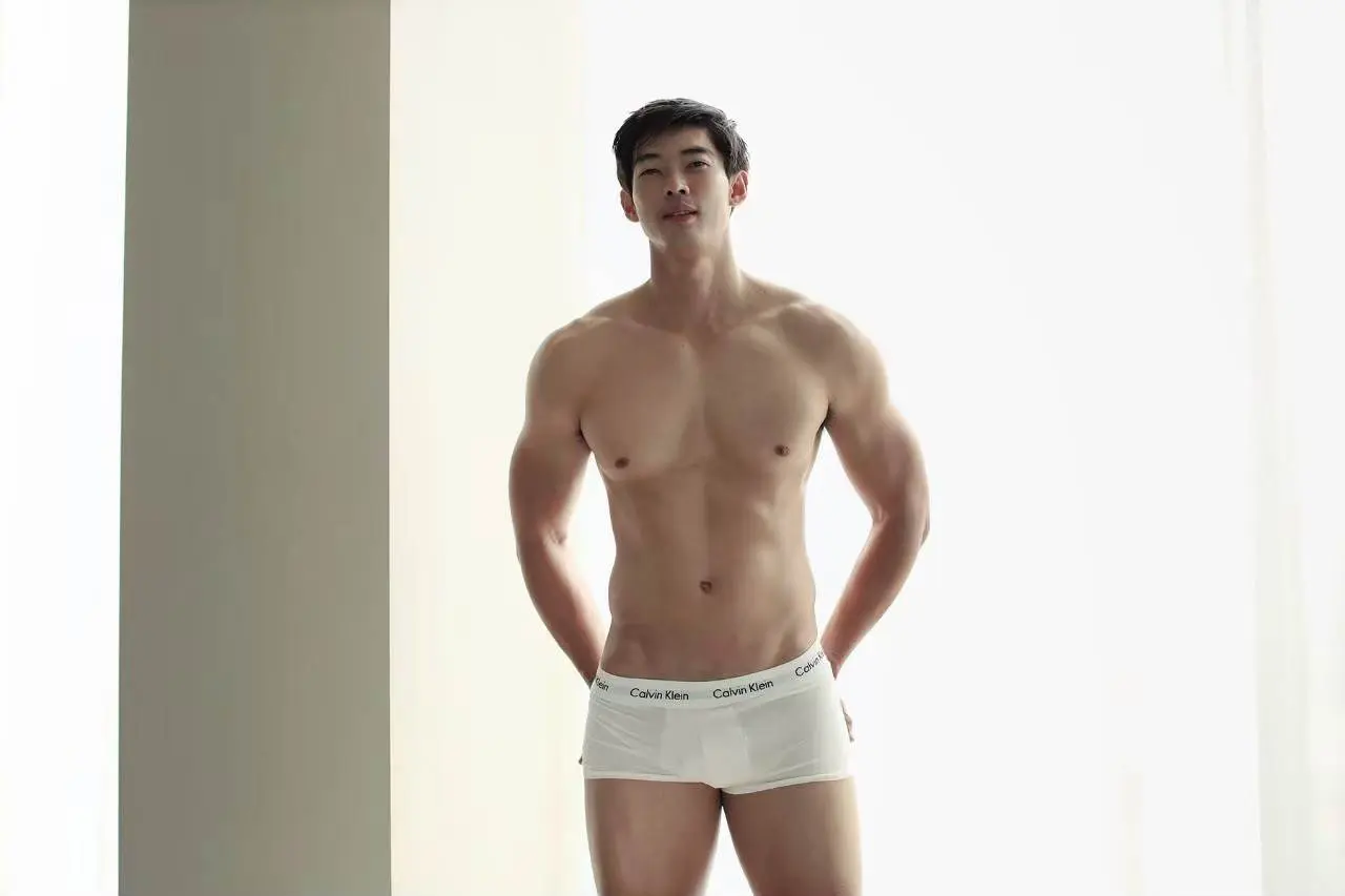 อีกเรื่องยัง ฮอต.