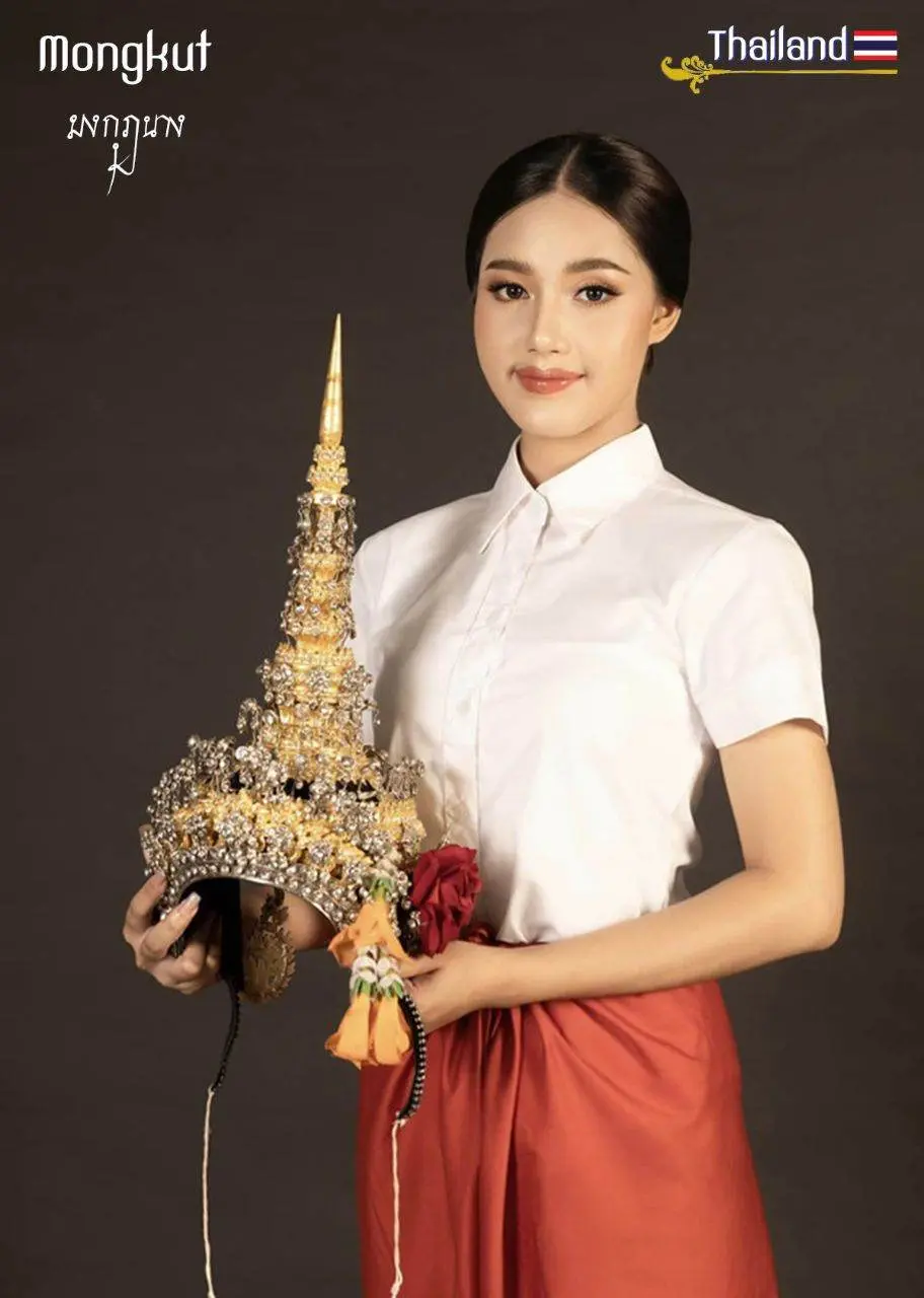 THAI CROWN IN TRADITIONAL DANCE | THAILAND 🇹🇭