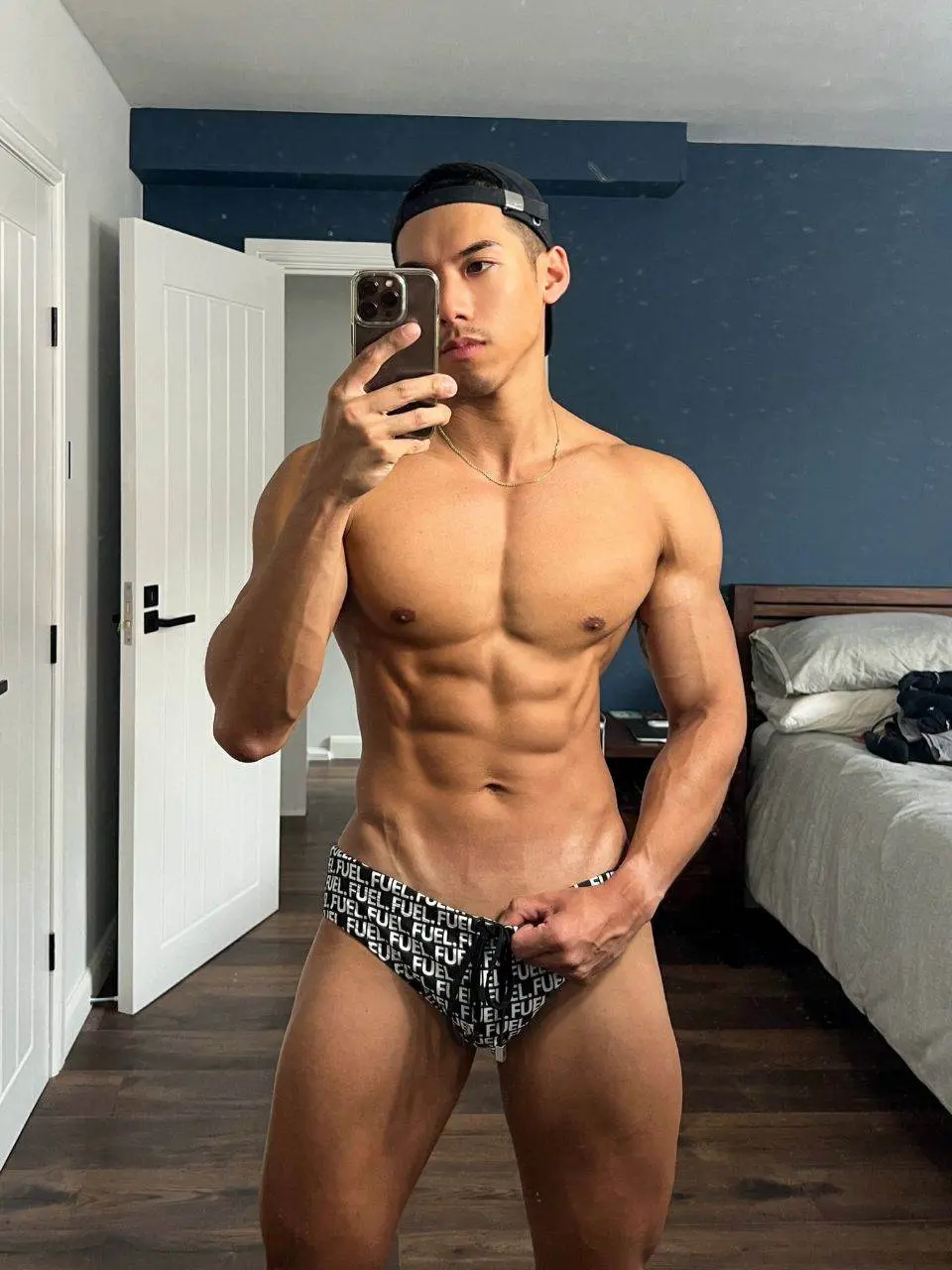 หล่อแห่งชาติ อินโดนีเซีย