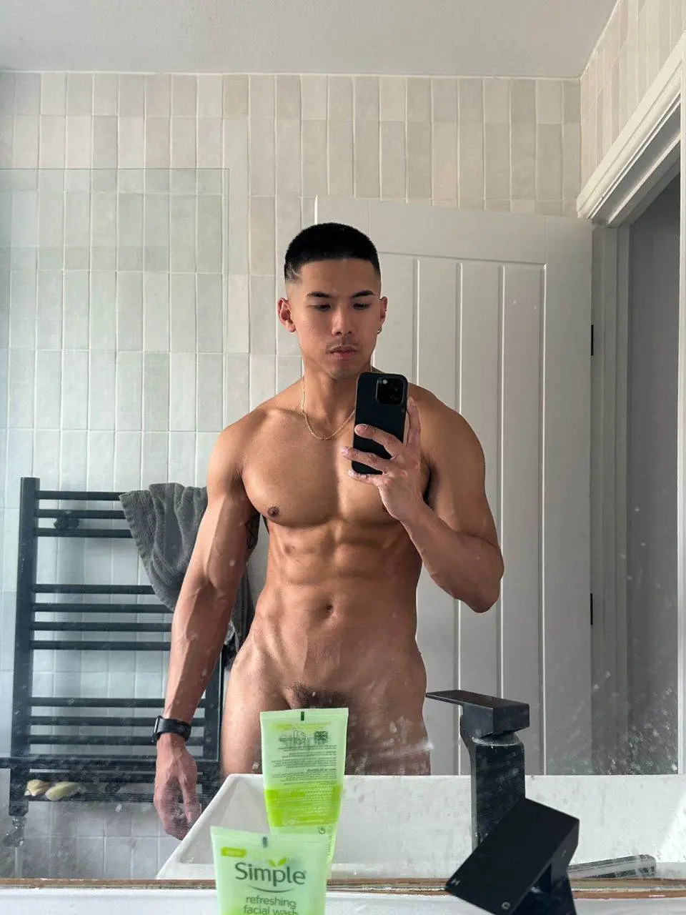 หล่อแห่งชาติ อินโดนีเซีย