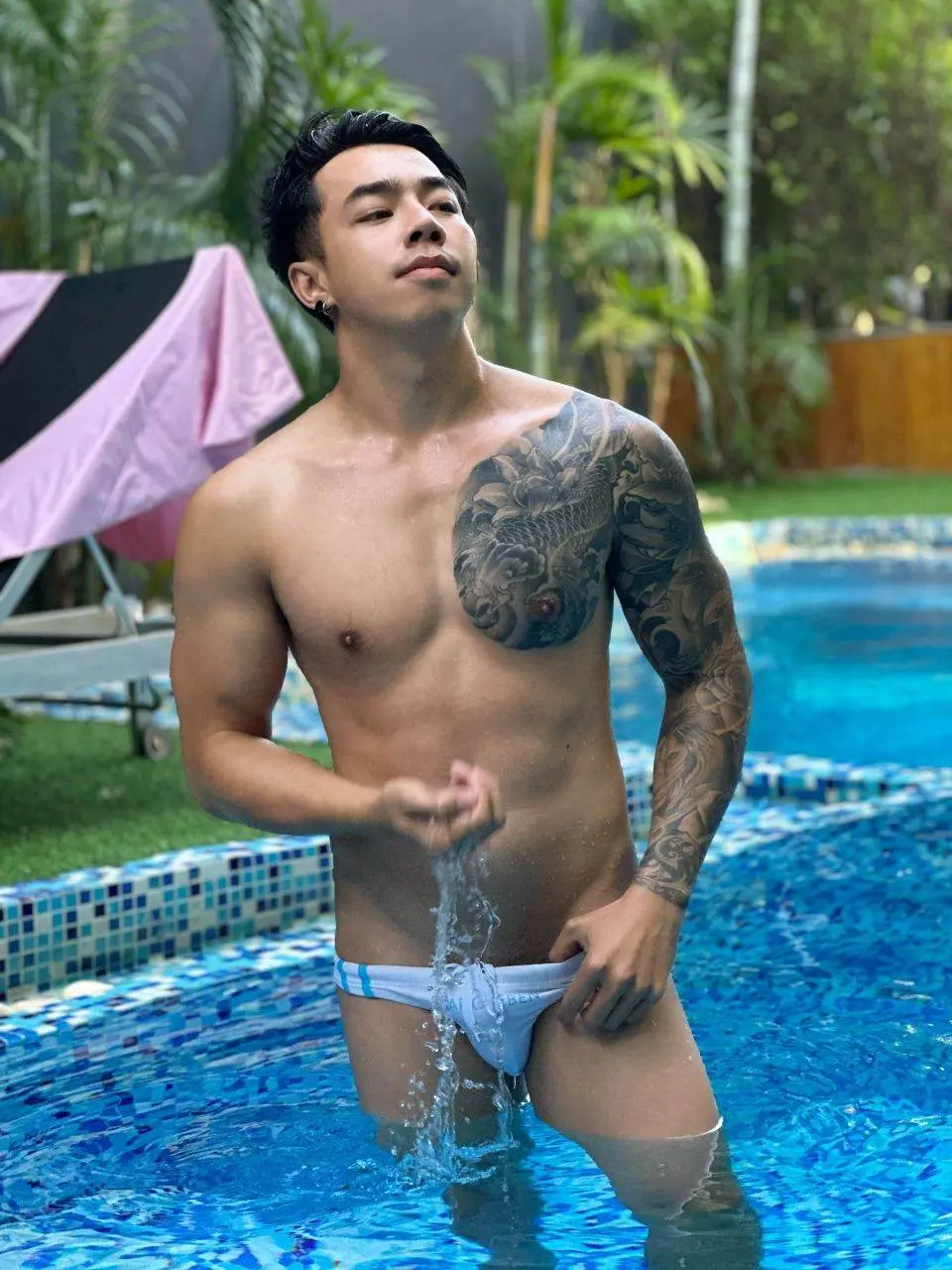 หนุ่มน้อย งานดี