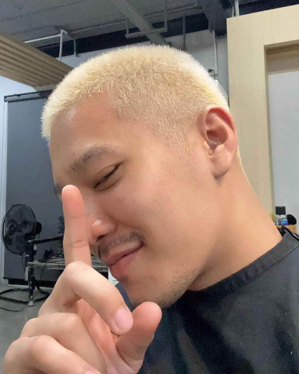 ความเสวที่แตกต่างแตกหมดแล้วว