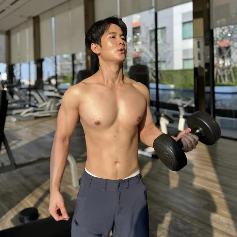 ความเสวที่แตกต่างแตกหมดแล้วว