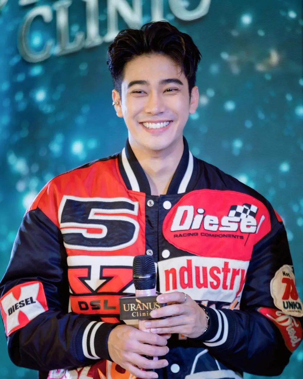 ความเสวที่แตกต่างแตกหมดแล้วว