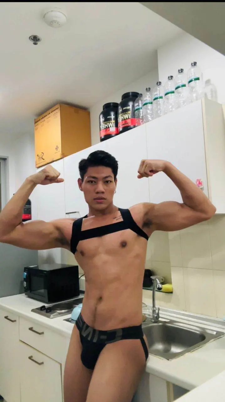 หล่อเเห่งชาติ เมียนมาร์ พระเอกหนัง XXX.