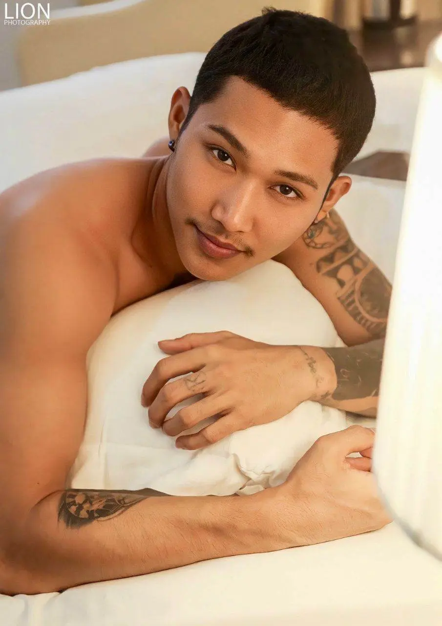 นายแบบ นิตยสารLion 003.