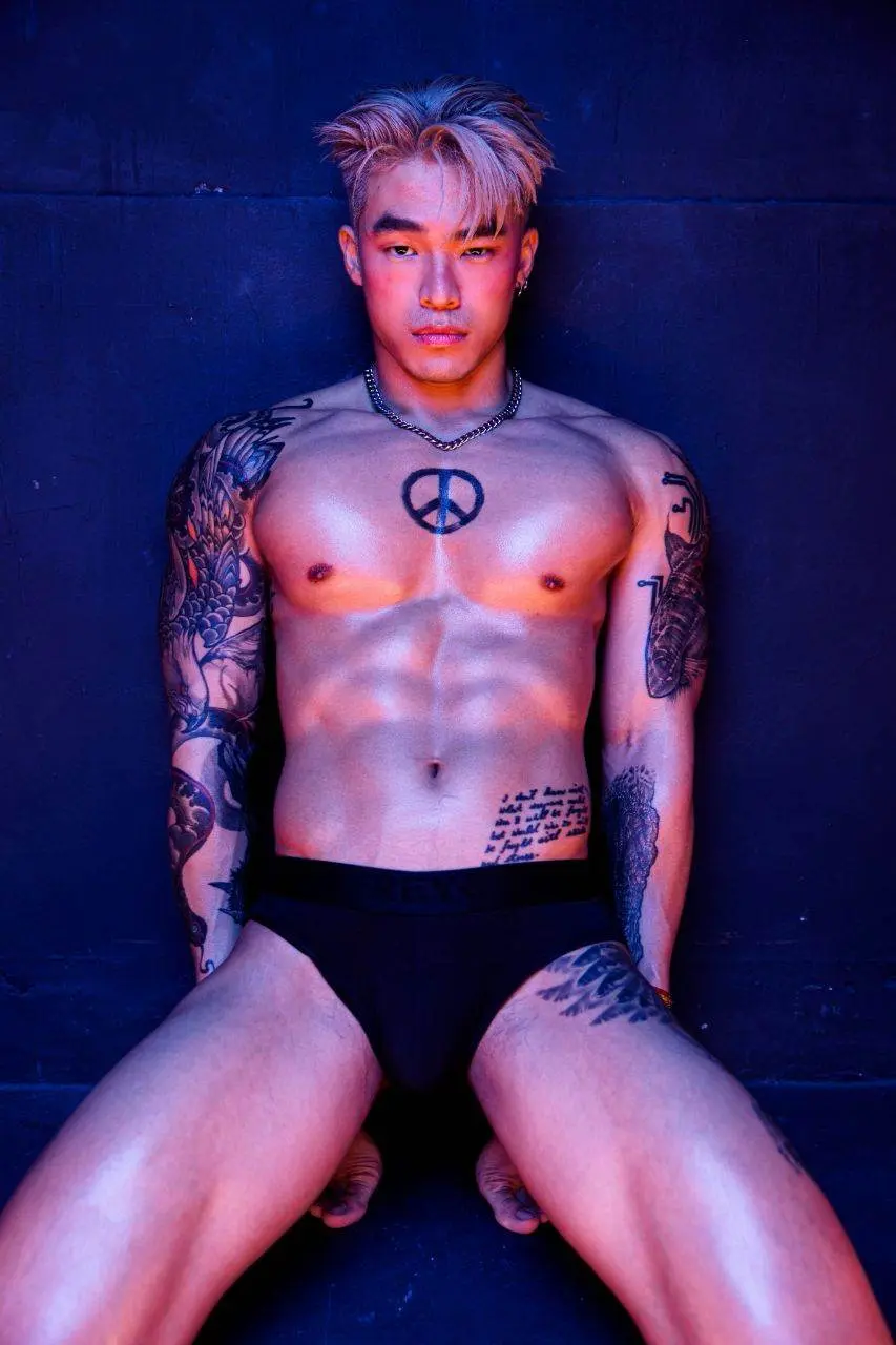 ถอดโชว์เรือนร่าง 003.