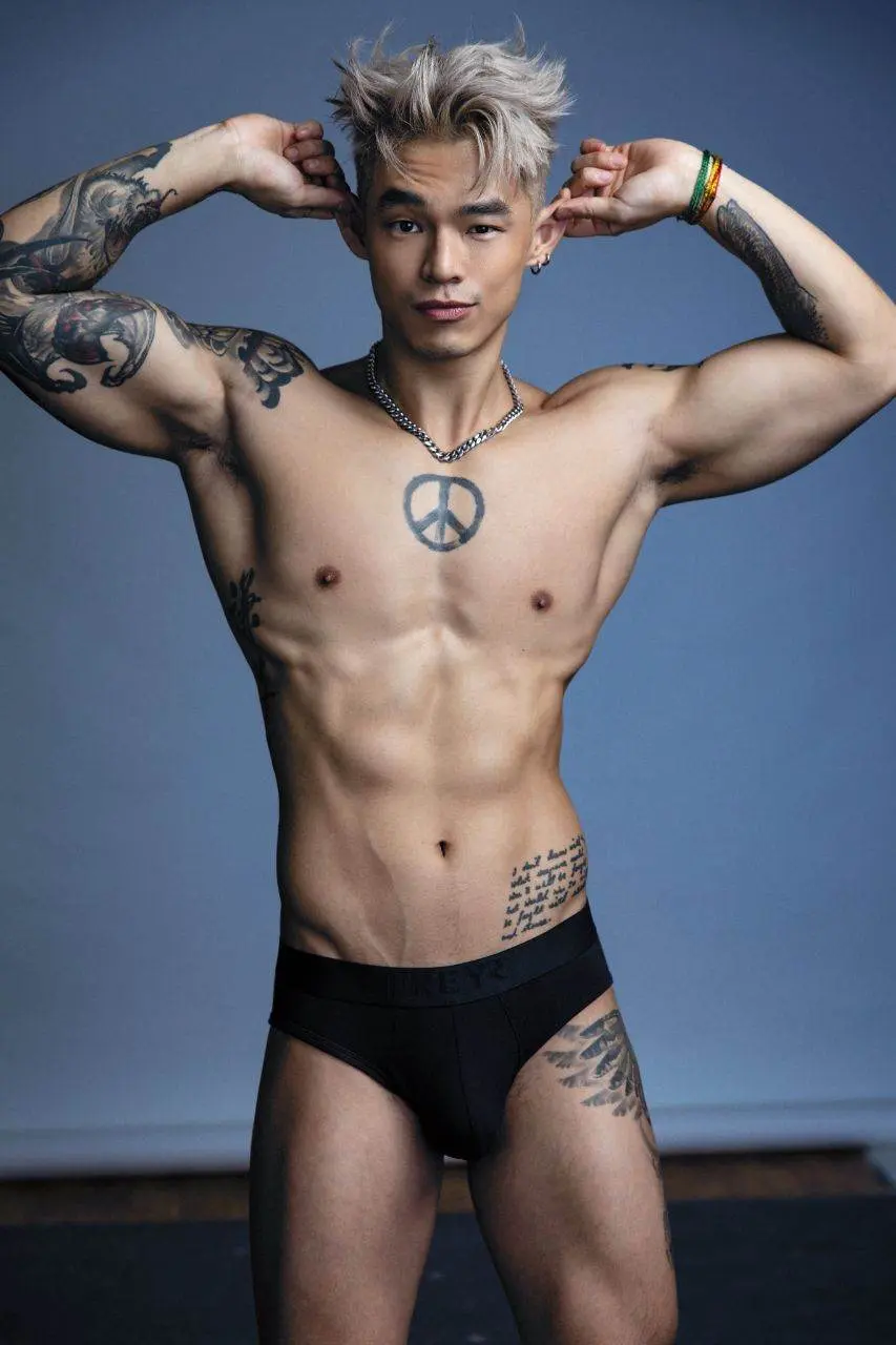ถอดโชว์เรือนร่าง 003.