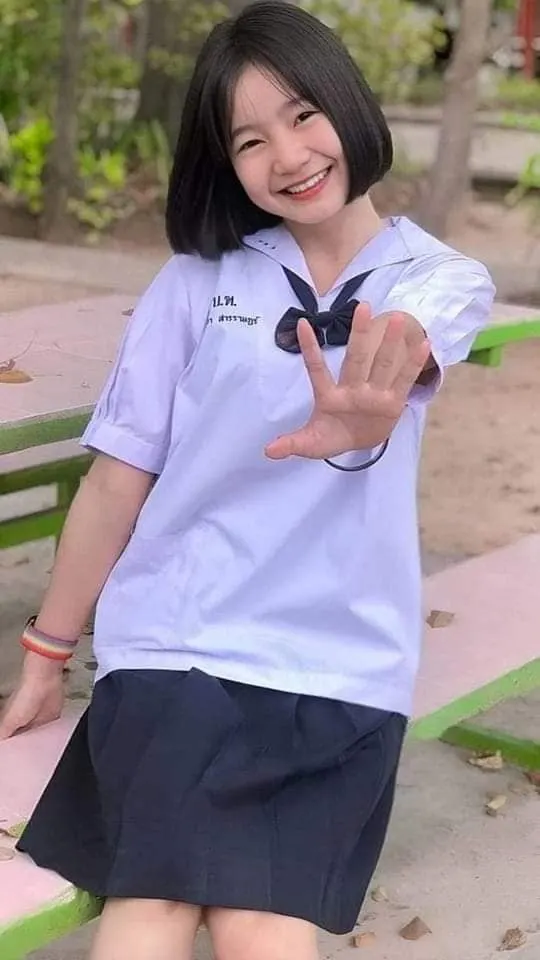 Thai student school uniform | THAILAND 🇹🇭