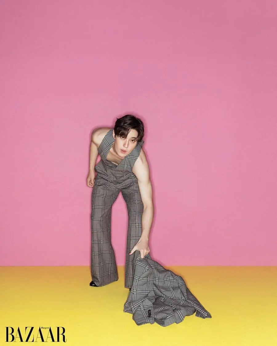 ต่อ-ธนภพ & ใหม่-ดาวิกา @ Harper's BAZAAR Thailand January 2024