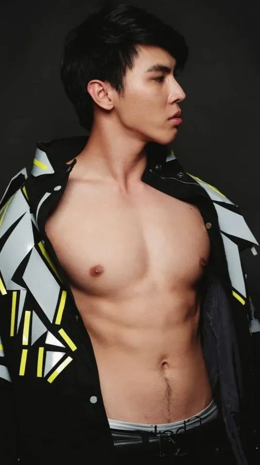 โอโม่ สุรเชษฐ์) งานดีYESเลย
