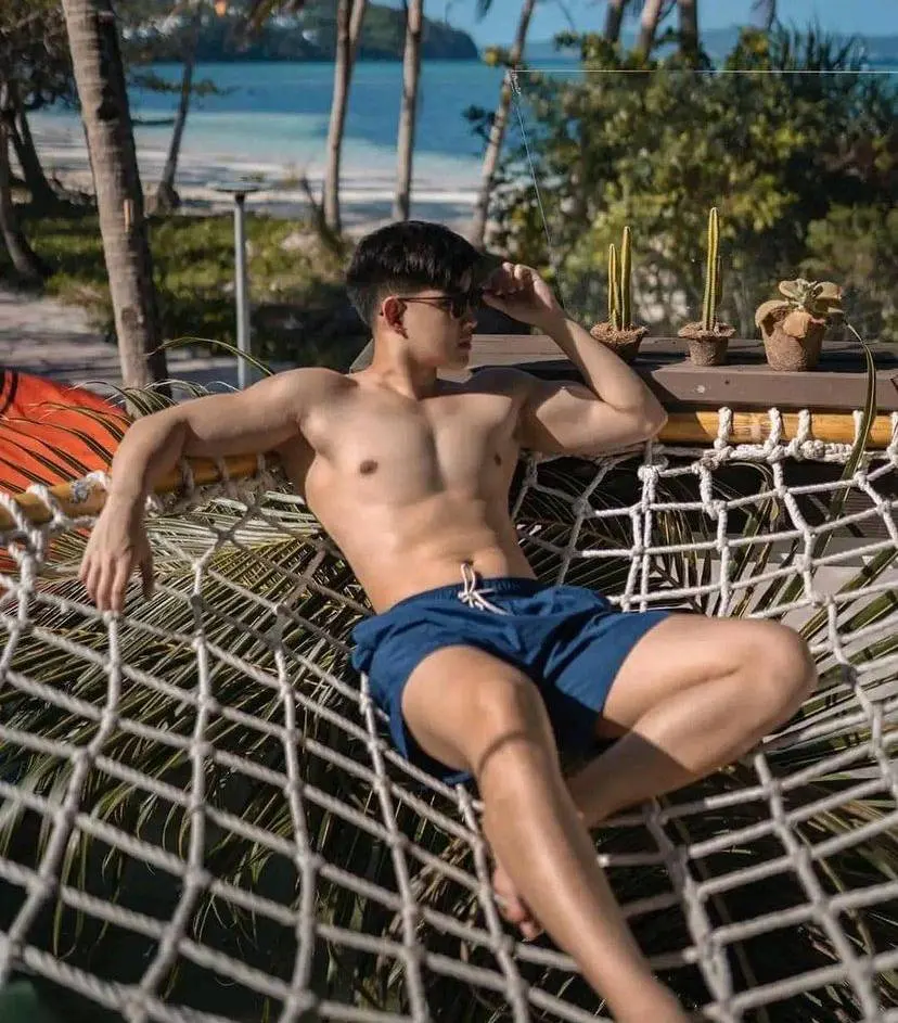ถอดโชว์เรือนร่าง 2874