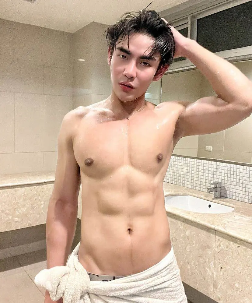 ถอดโชว์เรือนร่าง 2874