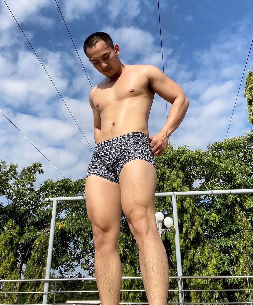 ถอดโชว์เรือนร่าง 2875