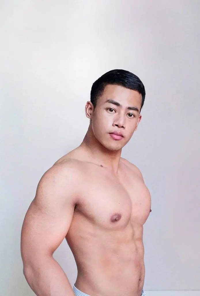 หุ่นหมี กล้ามแน่น อินโดนีเซีย