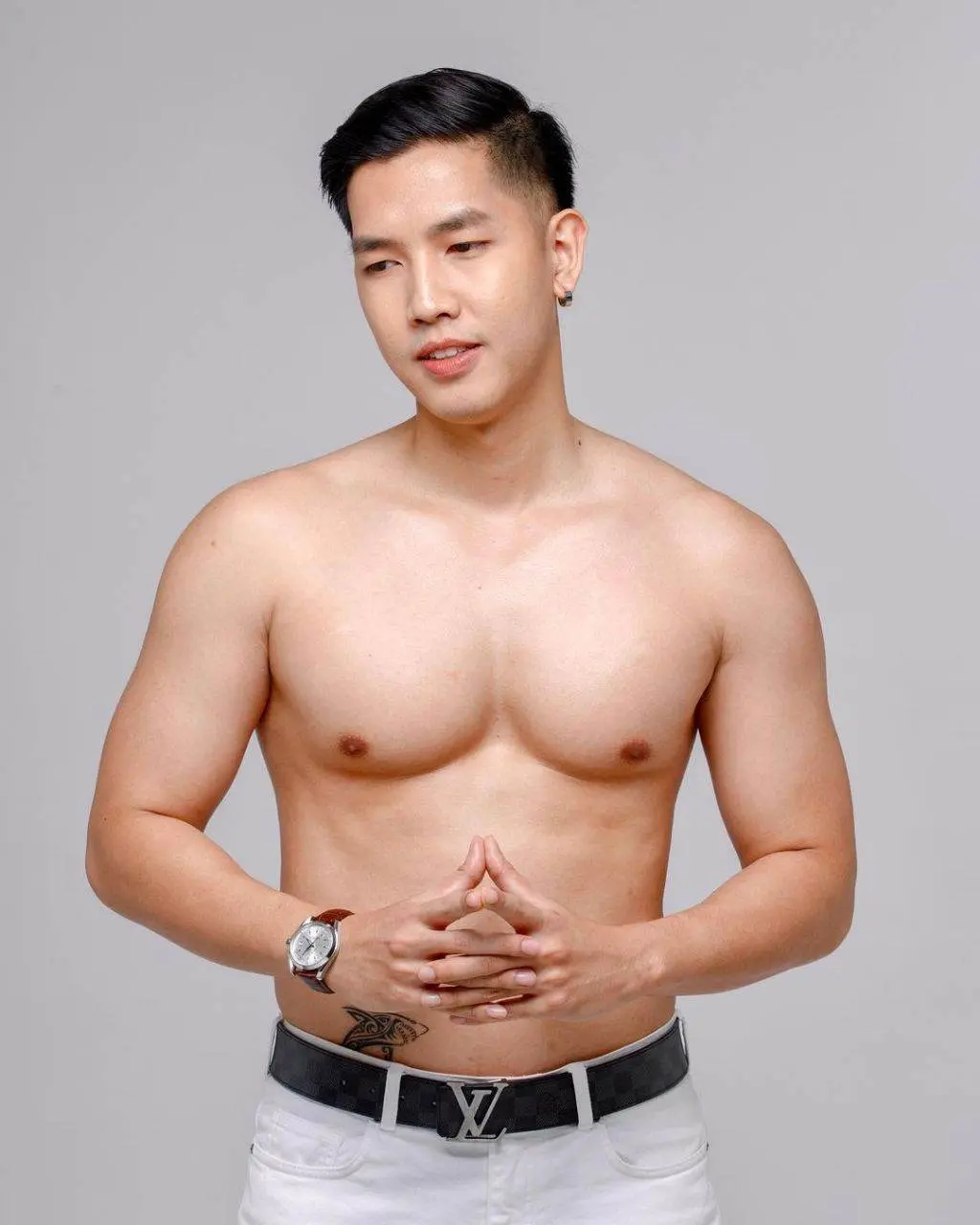 เจมส์ เดชาวัฒน์ รักษาศิลป์