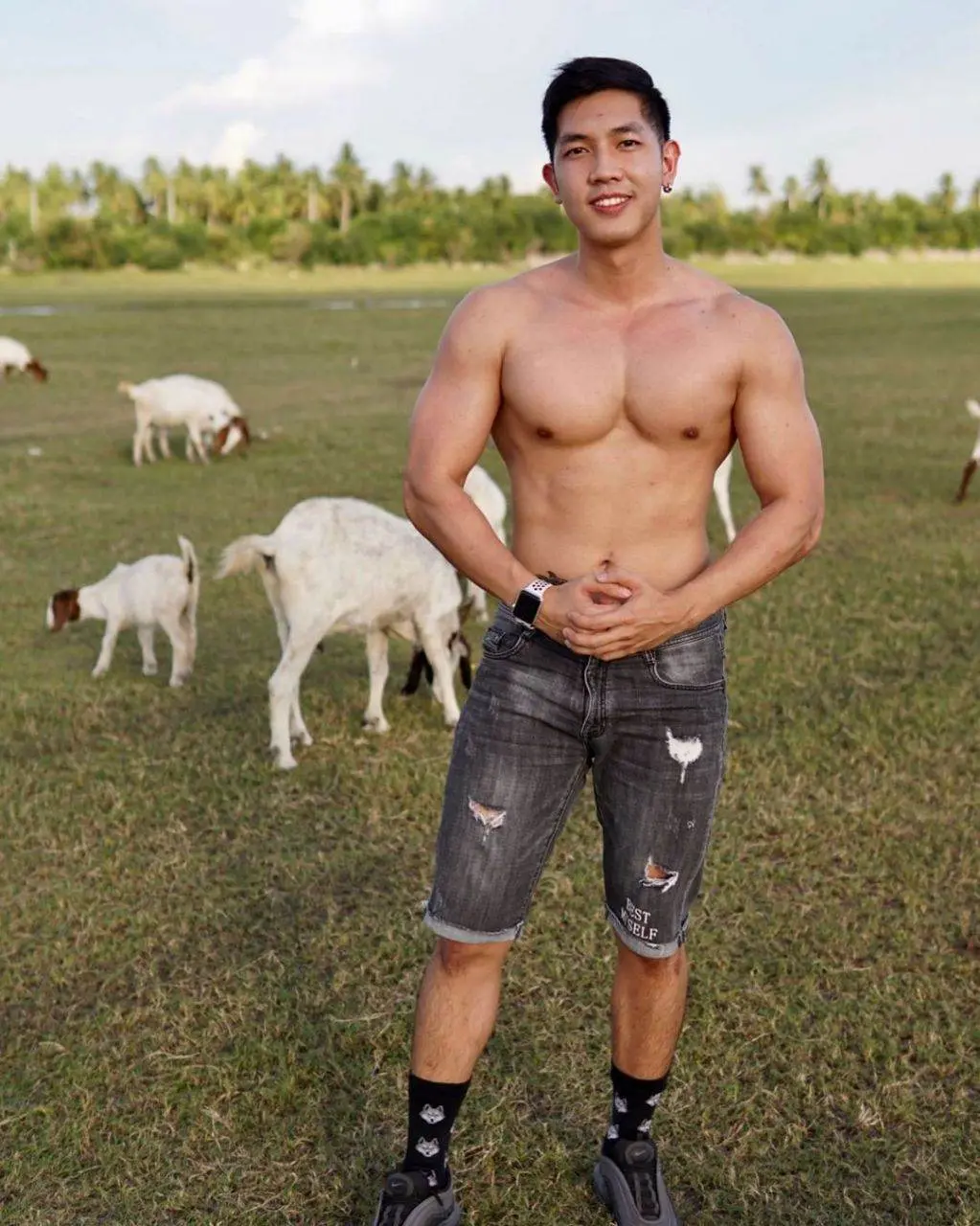 เจมส์ เดชาวัฒน์ รักษาศิลป์