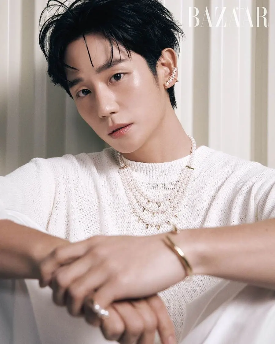 Jung Hae In @ Harper's BAZAAR Korea February 2024