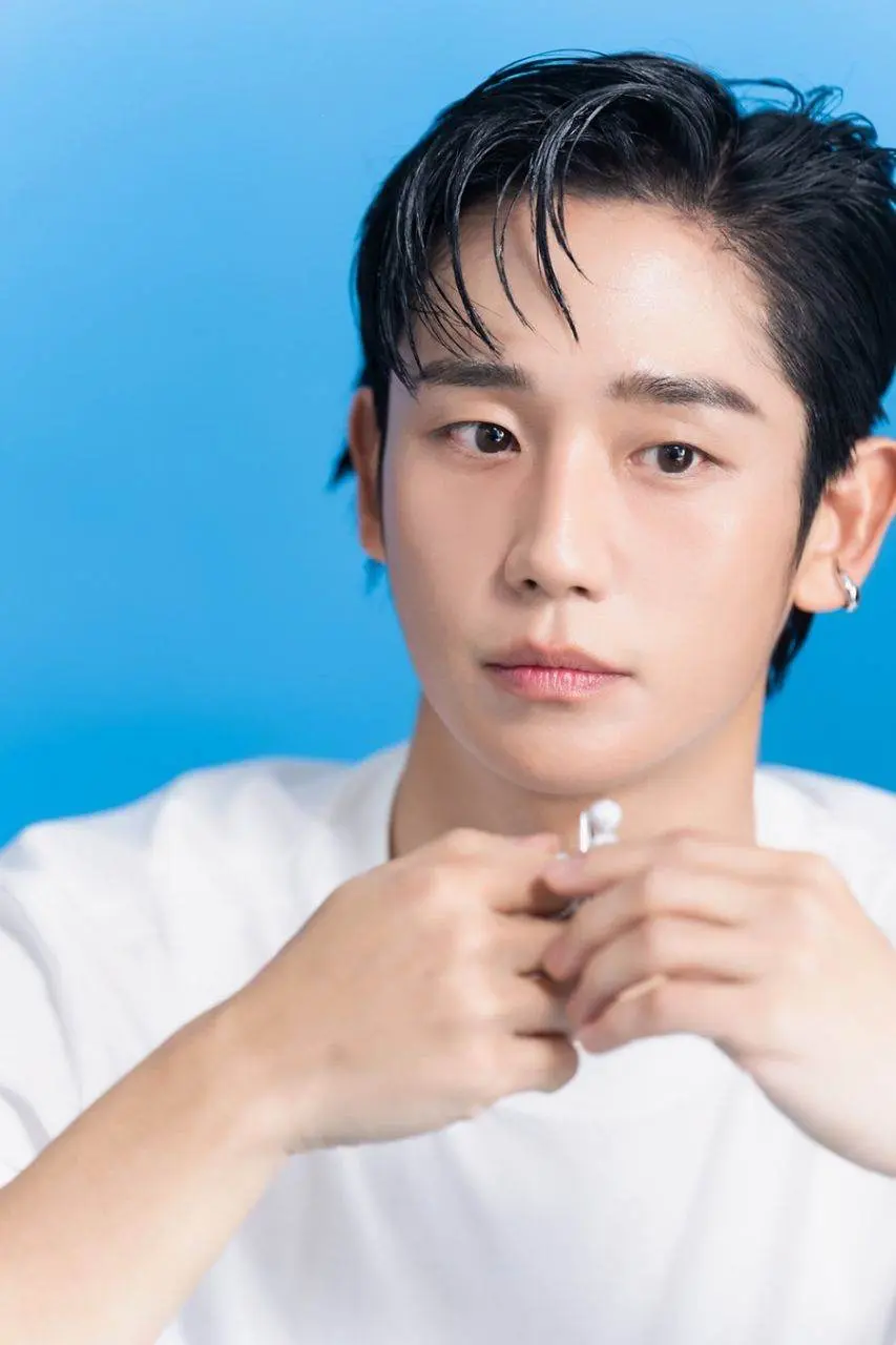 Jung Hae In @ Harper's BAZAAR Korea February 2024