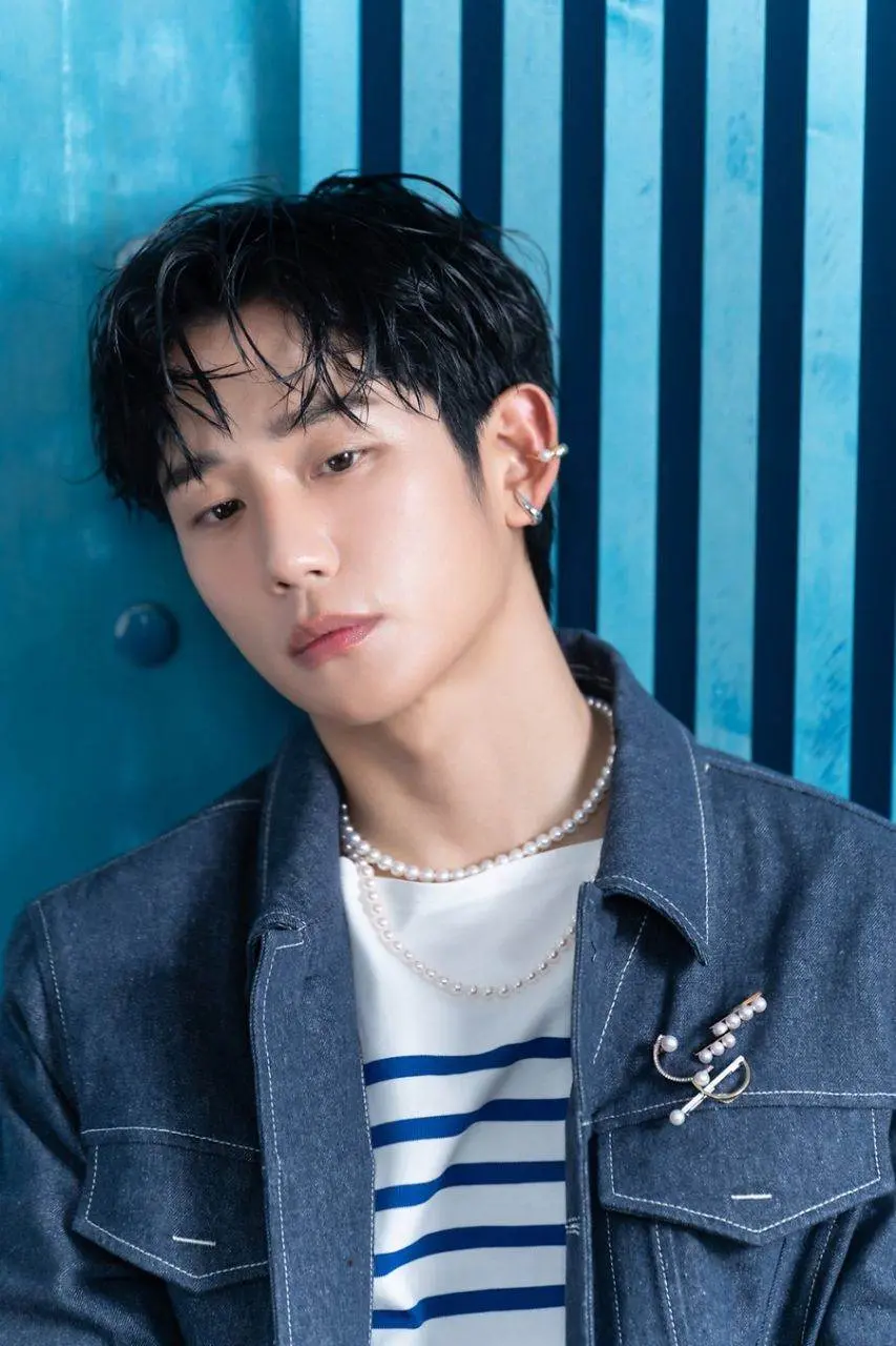 Jung Hae In @ Harper's BAZAAR Korea February 2024