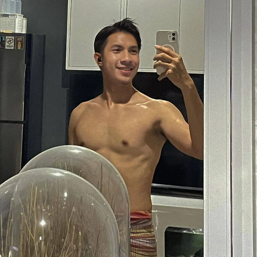 คลัง เก็บน้ำรัก
