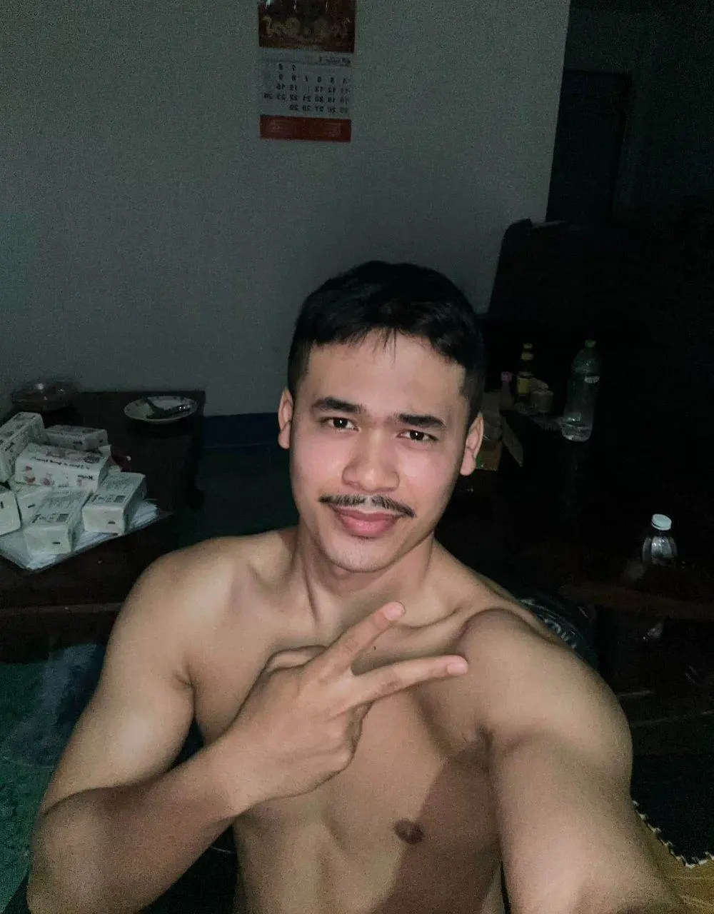 คลัง เก็บน้ำรัก
