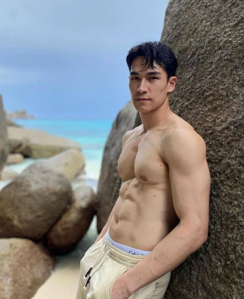 พลังน้ำรัก