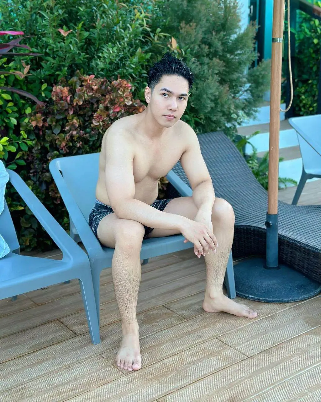พลังน้ำรัก