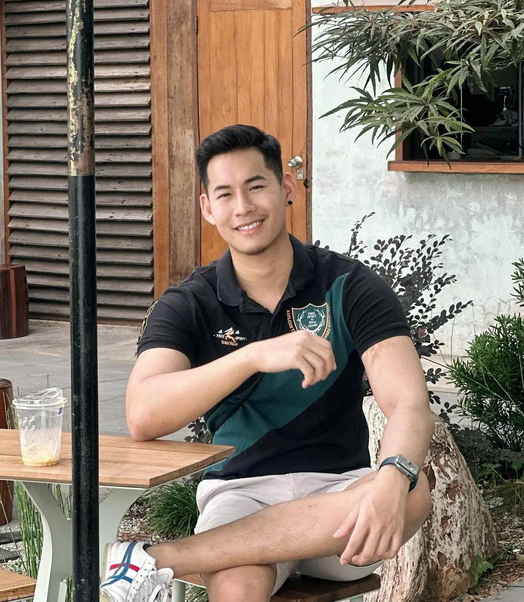พลังน้ำรัก