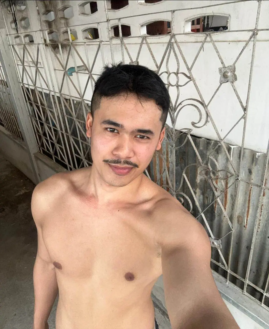 คลังที่รักน้ำเต็ม
