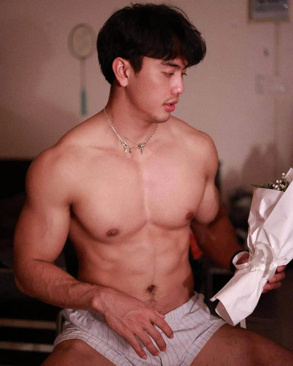 พลังแน่นหนาชวนลูบบบ