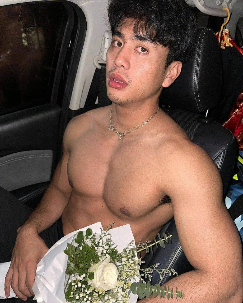 พลังแน่นหนาชวนลูบบบ
