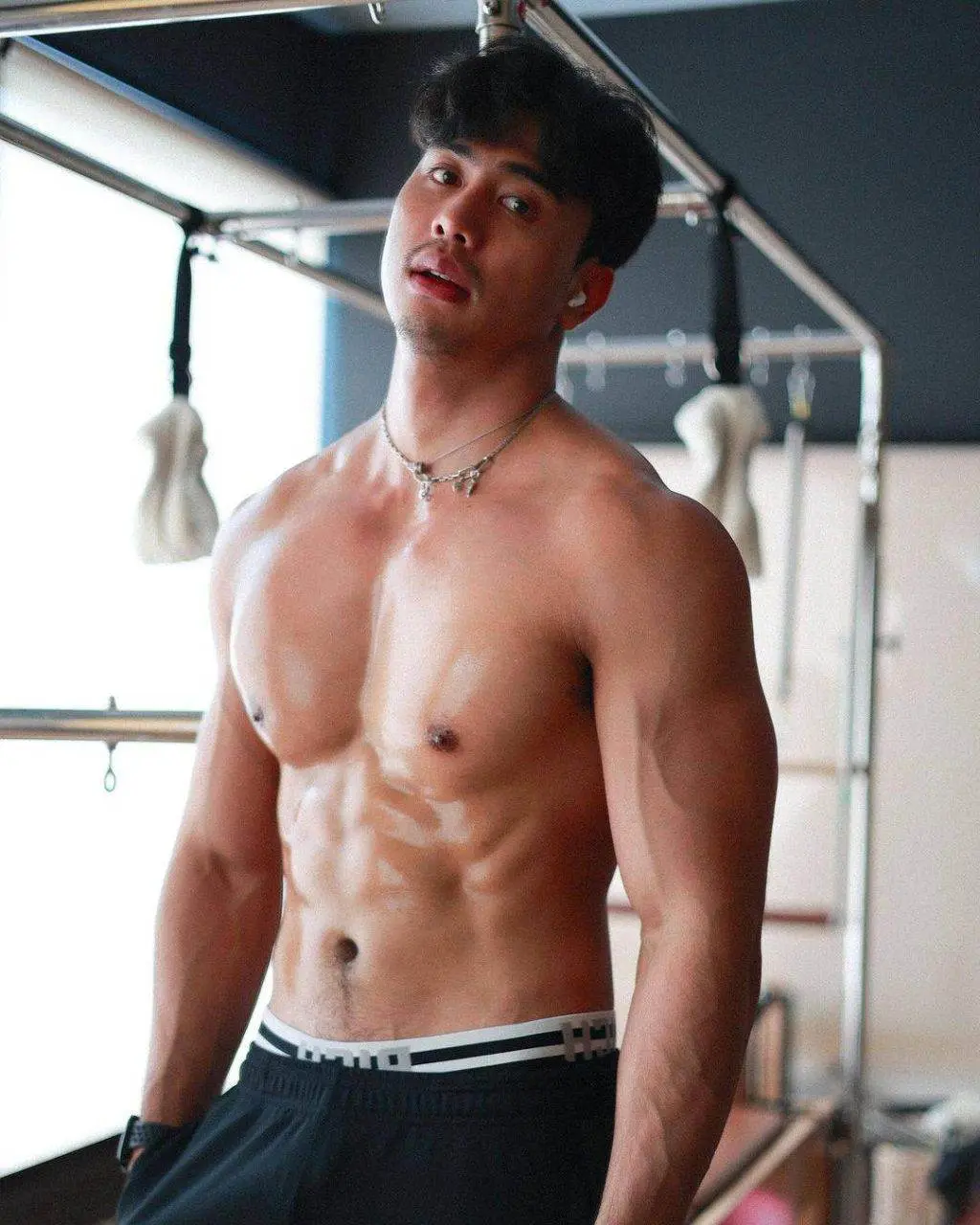 พลังแน่นหนาชวนลูบบบ