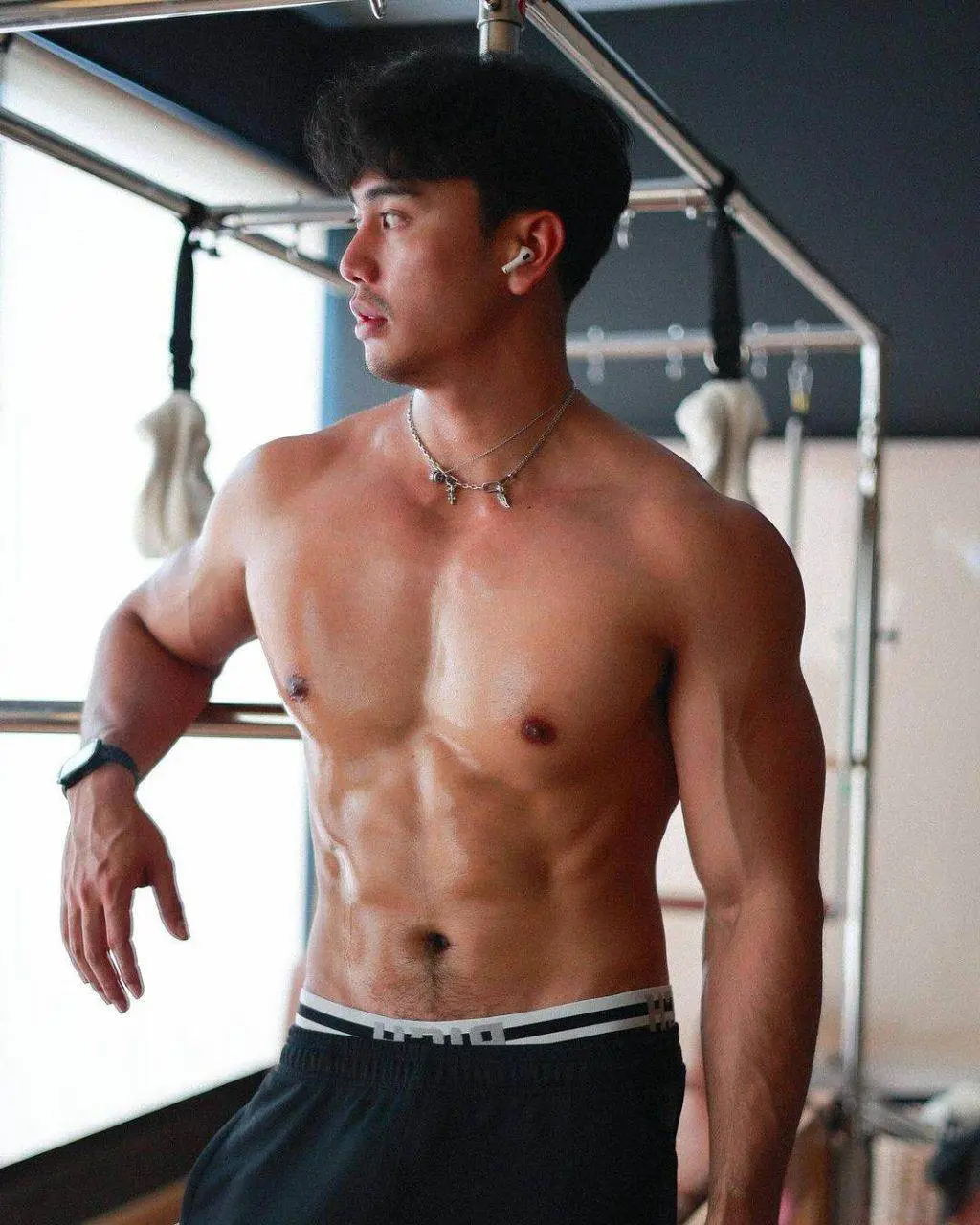 พลังแน่นหนาชวนลูบบบ