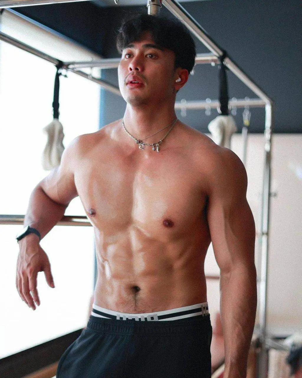 พลังแน่นหนาชวนลูบบบ