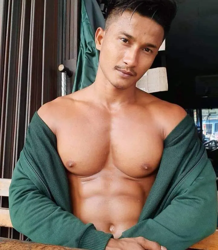 หนุ่มตำนานเก่า แห่งเมียนมา