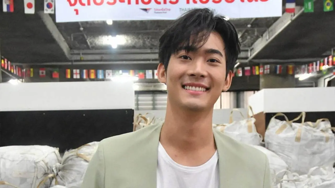 ไม่ถอดแต่น่ากอดมาก