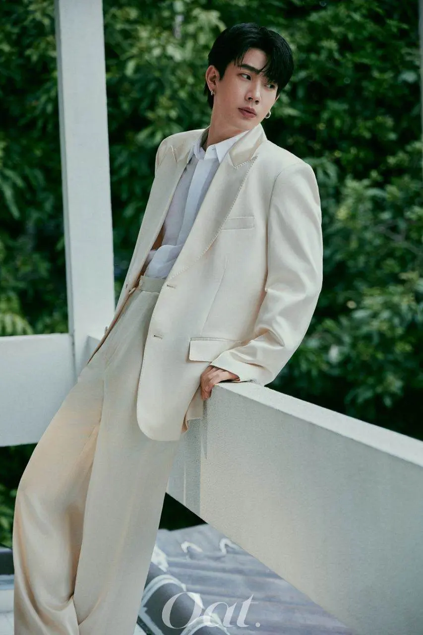 ออฟ จุมพล @ Oat China January 2024